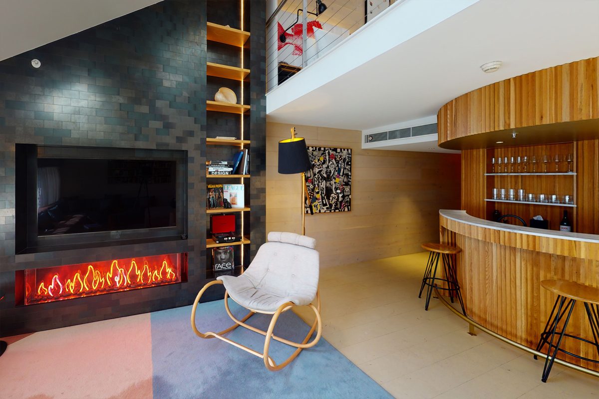 luxury-living-room-fireplace-home-bar
